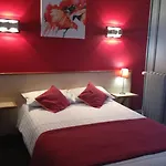 Logis & Restaurant La Paix 酒店 3*