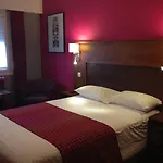 酒店 Logis & Restaurant La Paix 3*