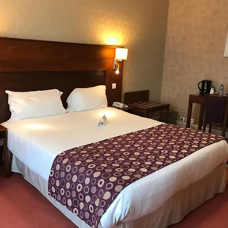 Hotel Logis & Restaurant La Paix 3*