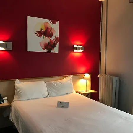 Otel Logis & Restaurant La Paix 3*