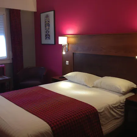 Otel Logis & Restaurant La Paix 3*