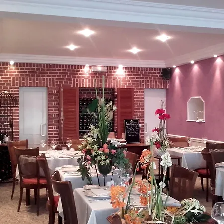 Logis & Restaurant La Paix Otel Le Nouvion-en-Thierache