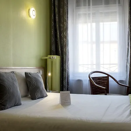 Otel Logis & Restaurant La Paix Le Nouvion-en-Thierache