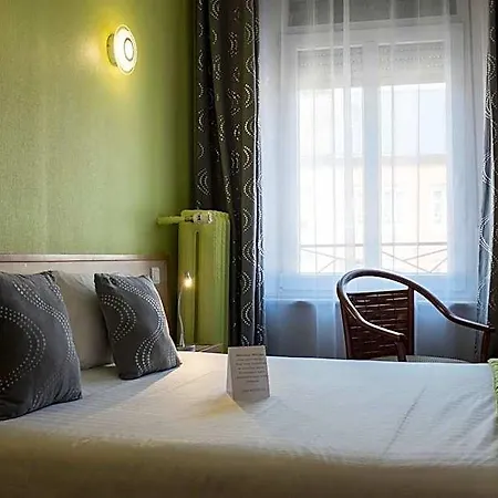 Logis & Restaurant La Paix 3*