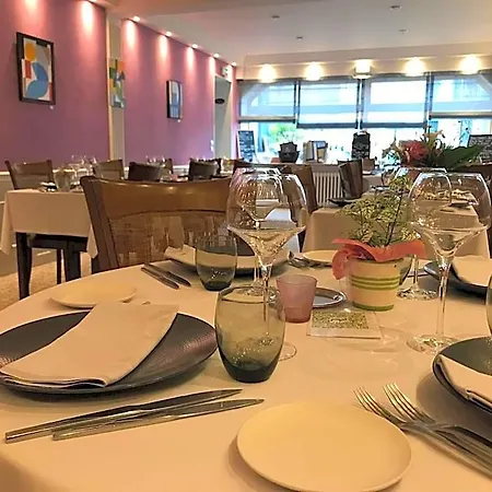 Hotel Logis & Restaurant La Paix